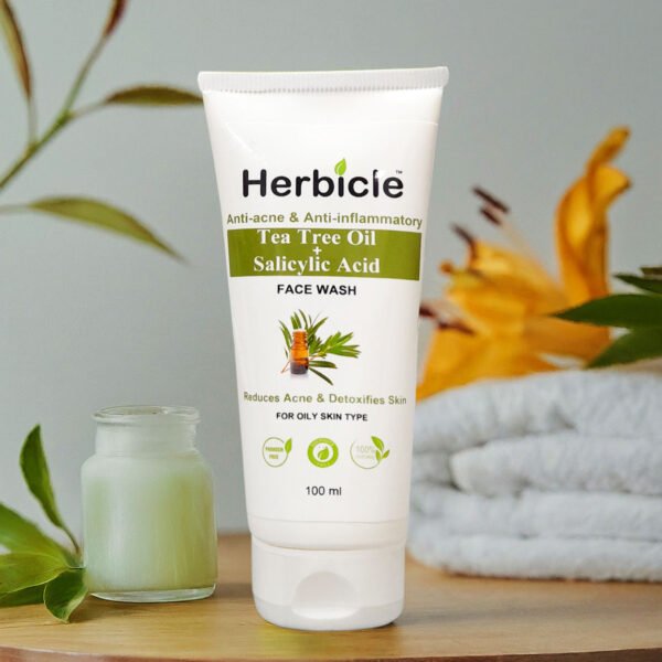 Herbicle Tea Tree Oil + Salicylic Acid Face Wash For Reduces Acne & Detoxifies Skin| 100% natural | For All Oily Type | 100 ml - Image 3