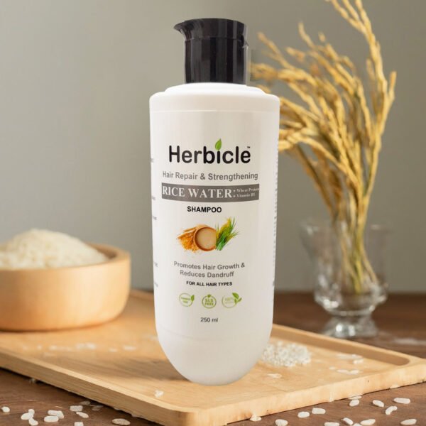 Herbicle Rice Water + Wheat Protein Vitamin B5 Shampoo for Hair Repair & Strengthening | 100% natural | For All Hair Types | 250 ml - Image 3